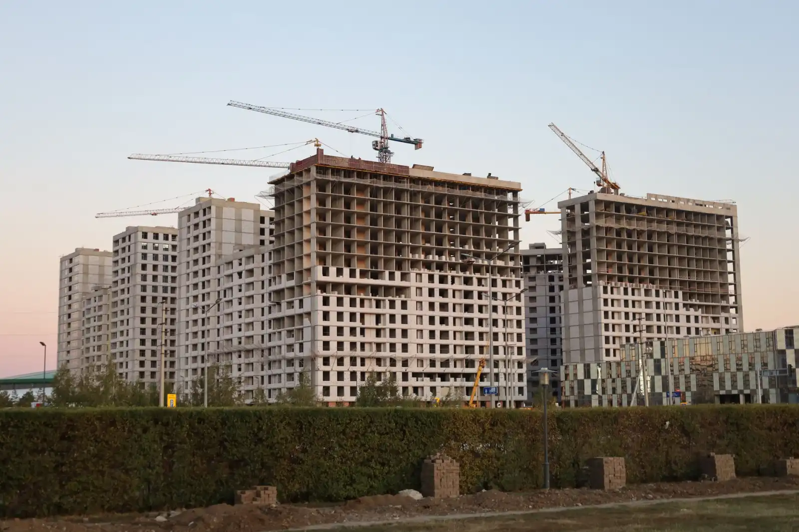 深圳九章之光:2025年智能硬件与AI融合的五大技术趋势解析